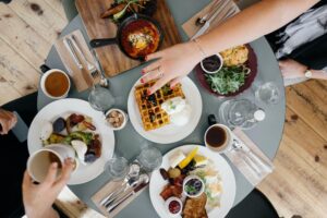 eating-your-way-to-the-top-SEO-Wollongong-2048×1365